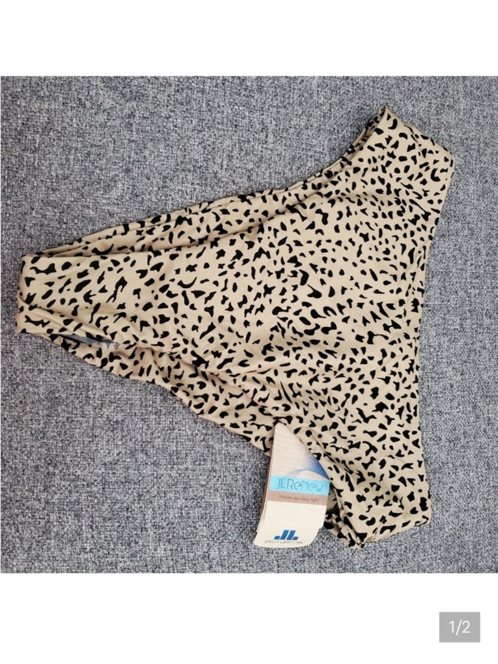 Volcom bikini bottom MSRP: $65 nwt